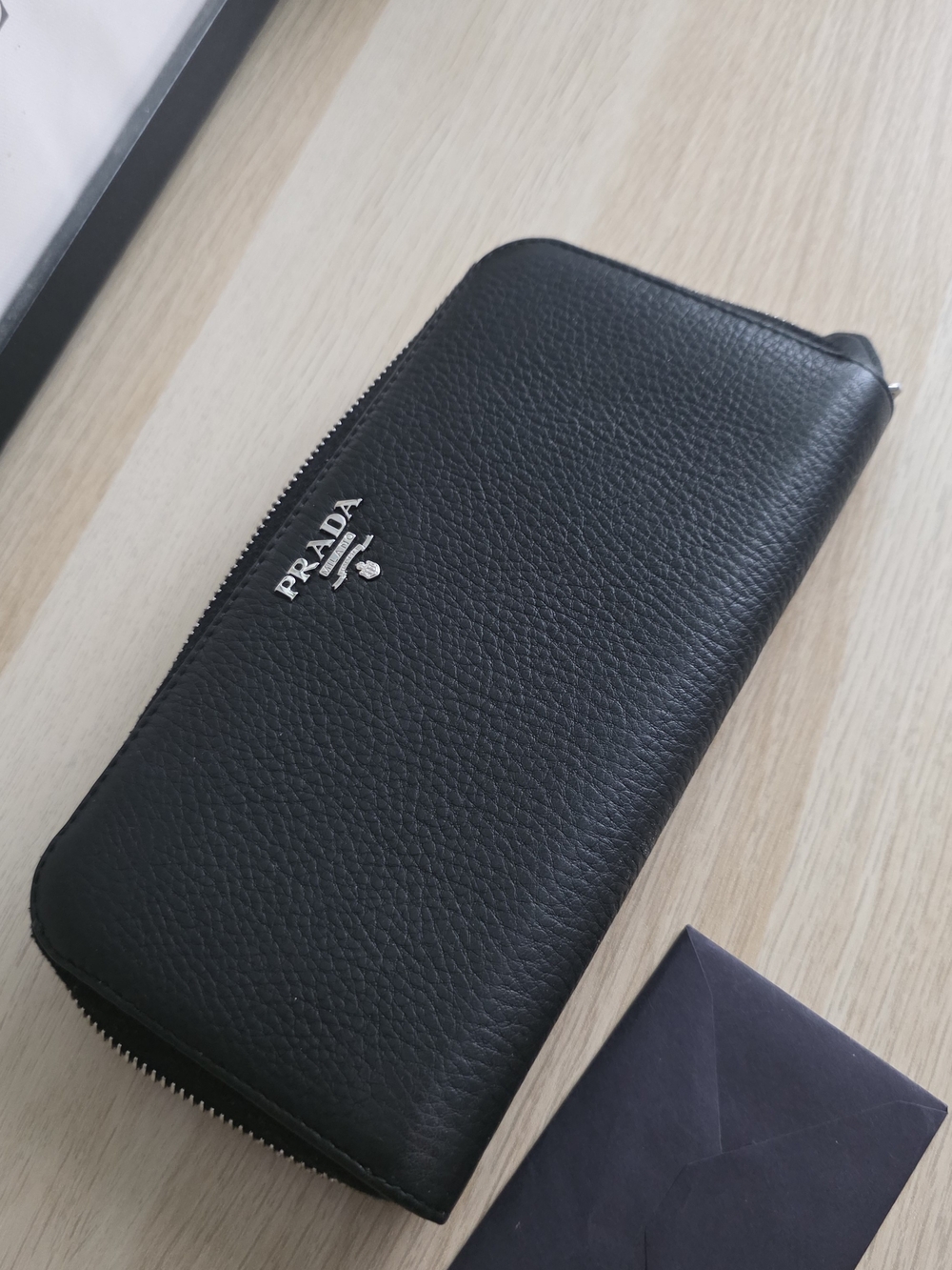 PRADA Milano Authenticity Vitello Phenix Wallet